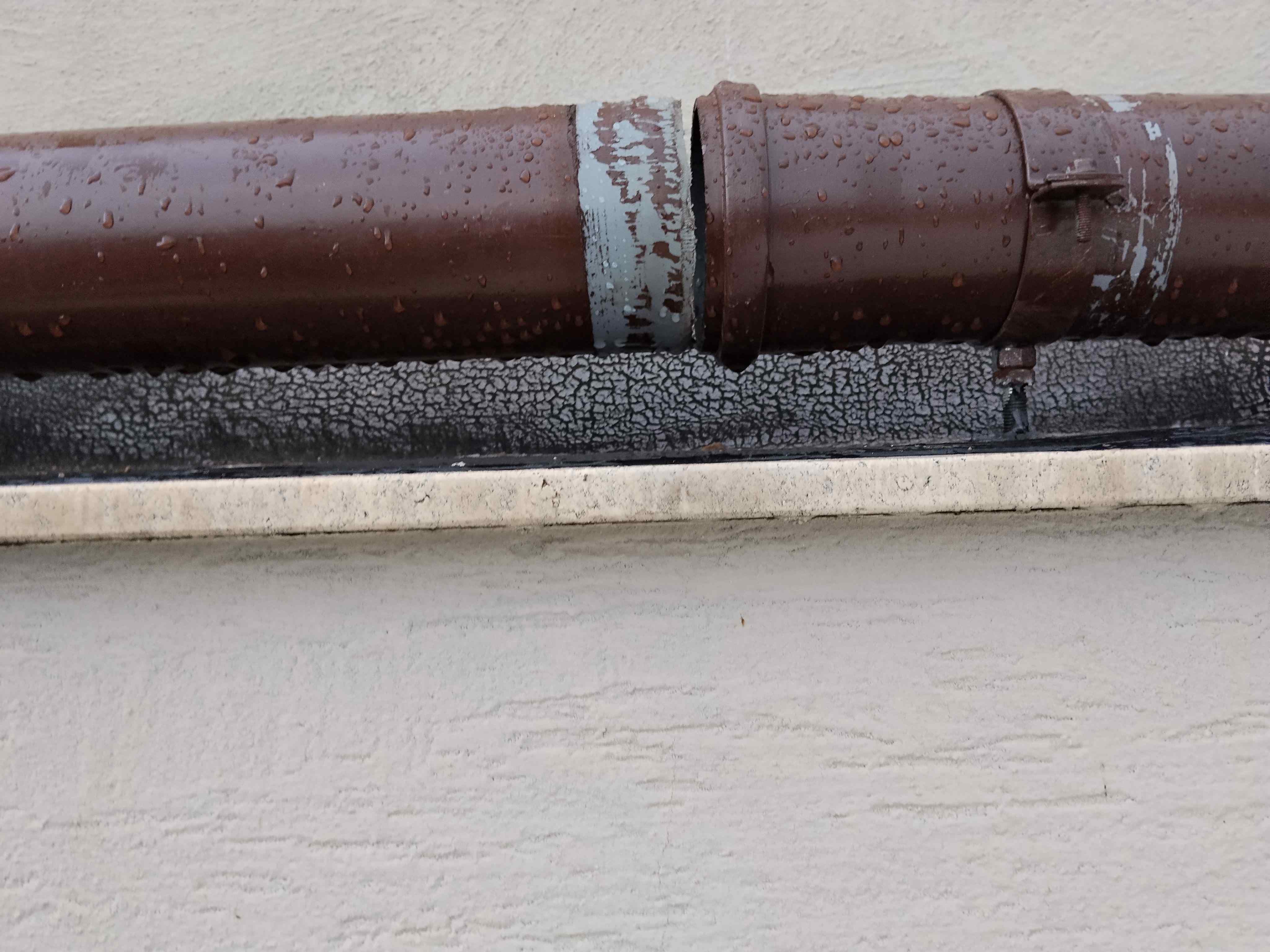 Tubo scarico acqua lastrico.jpg